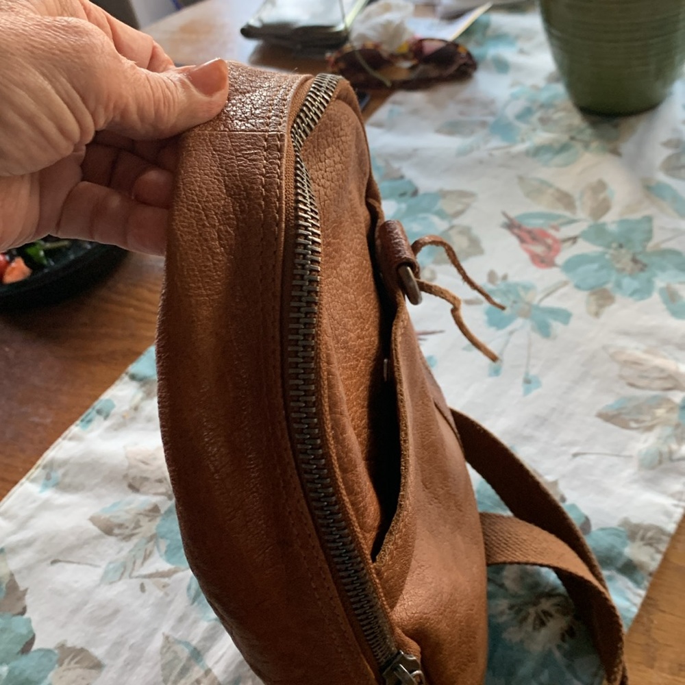 Spikes & Sparrow Leather Backpack - Picture 9 of 9
